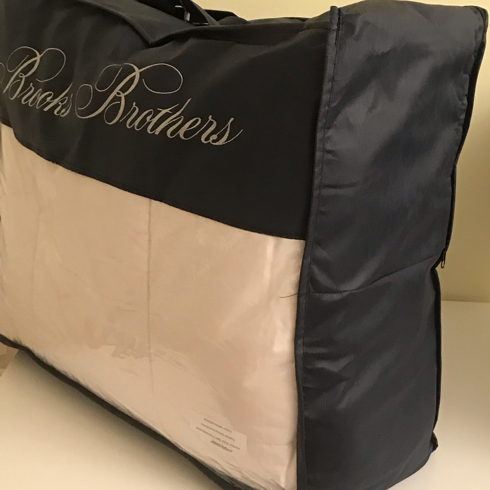 Brand New Brooks Brothers Turkish Cotton Comforter, Queen
